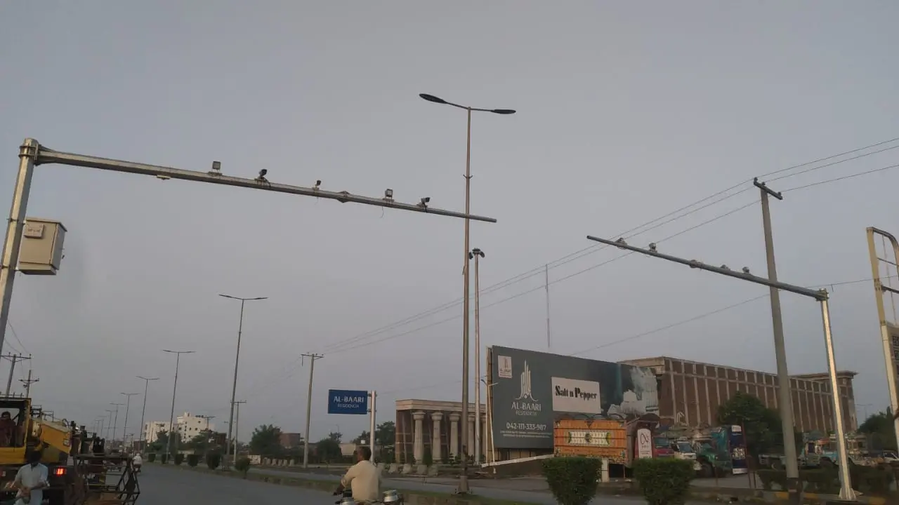 Smart Vehicle Image 1